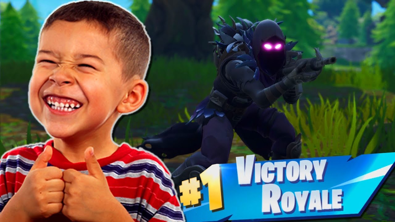 Un BAMBINO di 10 anni MI CHIEDE di farlo VINCERE su Fortnite!!
