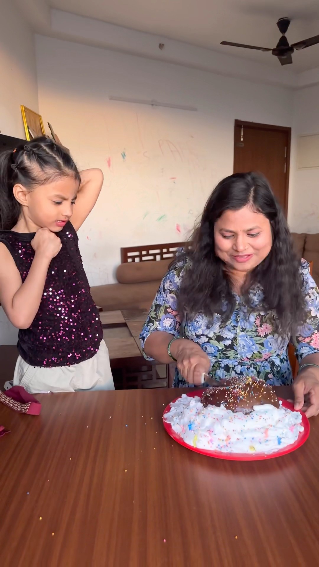 Balloon cake prank on mumma ?Tom\u0026Jerry #shorts