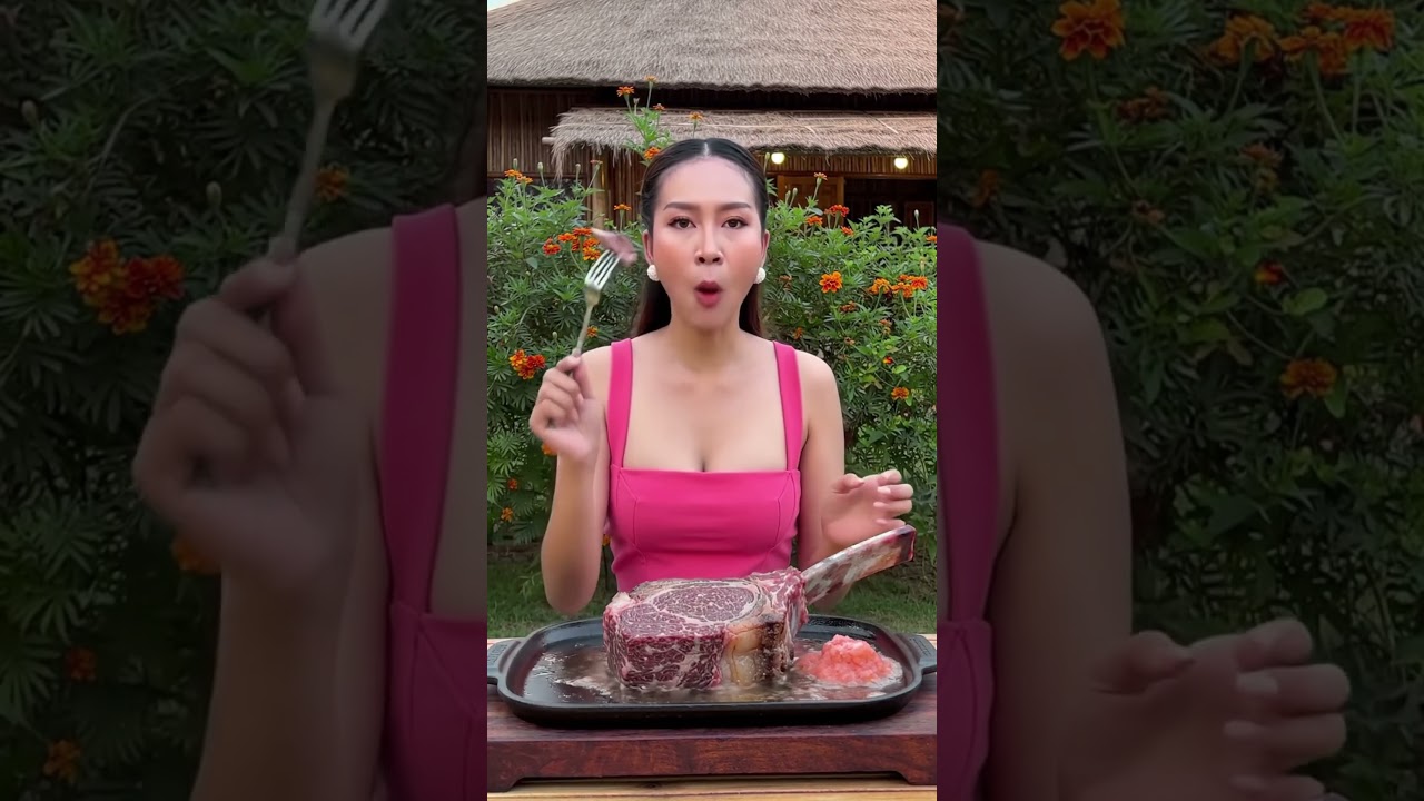 Eating Salt Bae $1000 Tomahawk 