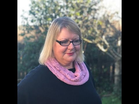 Bunny Ear Decrease - Trevella Cowl
