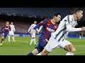 Jugando deportes como Messi y Cristiano Ronaldo