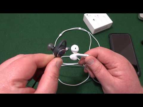 apple-earpods-with-lightning-connector