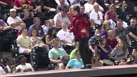 Shane Estes performing Beat It and Thriller LIVE a...
