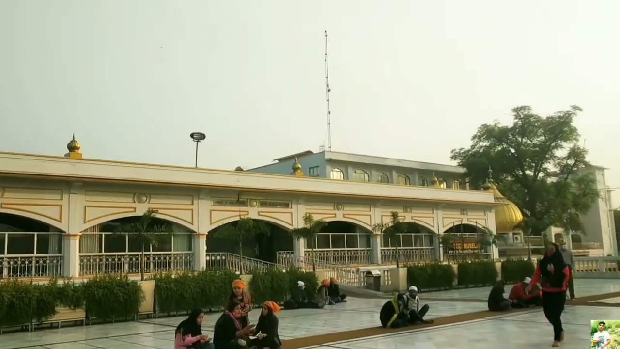 Visiting place in New delhi is banglashahib is so beautiful places in New delhi so you can visit