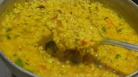 खाल्ल्यानंतर चव विसरणार नाही अशी डाळ खिचडी तडका/restaurant style dal khichdi/#dalkhichdirecipe