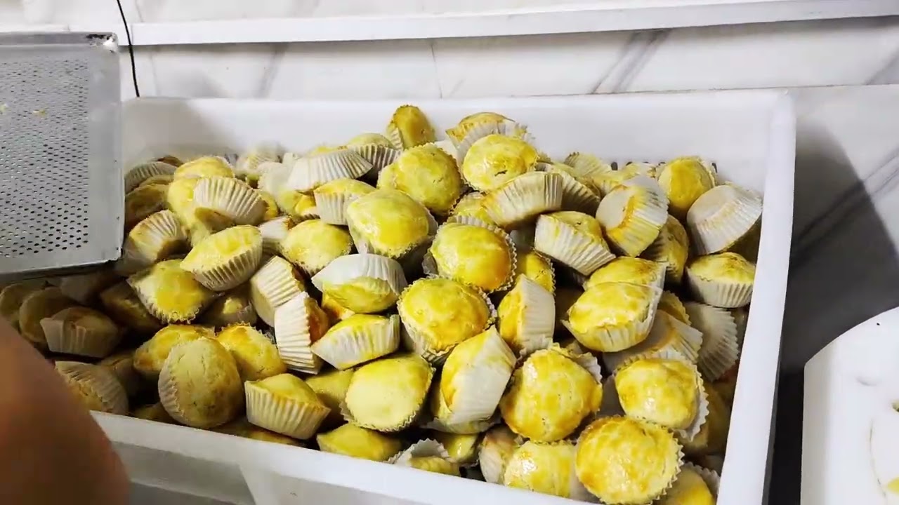 Como fiz 2 mil salgados Assados em um só dia