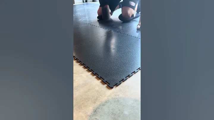 Modular PVC Garage Floor Tiles | Industrial Flooring | #garageflooring #diy #floortiles #garage