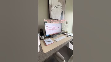 my budget template is super simple and that’s why i love it! #genzfinance #budgeting #shorts