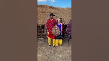 Thumbnail of Hakuna Matata from the Massai & us🇹🇿🖤#shorts #couple #travel #transition #zanzibar #trending #tfc