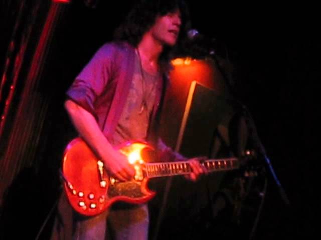 Watch THE SPIN DOCTORS -- "GENUINE" on YouTube Watch THE SPIN DOCTORS -- "GENUINE" on YouTube
