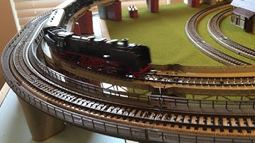 Marklin - Running 4 (analog) trains at once