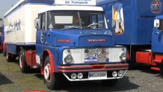 Lkw-Oldtimer an den Gießener Hessenhallen