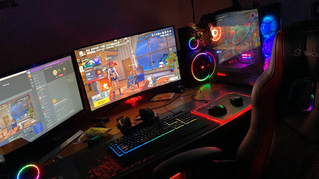 Curved Best Pc Gaming Setup 2022 with Wall Mounted Monitor