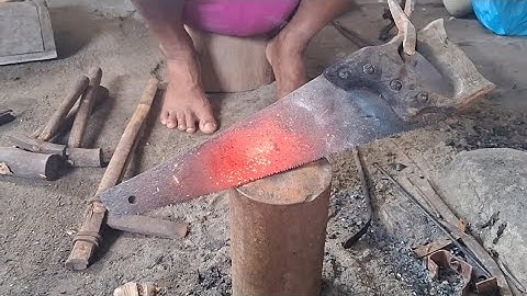 Amazing Hand sow Kinfe Making Process from Hand sow // Kinfe making #blacksmith #youtube #viralvideo
