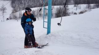 Горные лыжи. Обучение детей. Подъем на бугельном подъемнике с ребёнком. (4 года) 18.02.2018 Горные лыжи. Обучение детей. Подъем на бугельном подъемнике с ребёнком. (4 года) 18.02.2018