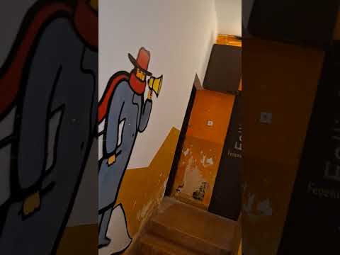 The Door @9 fellini / 7 Sokolov.