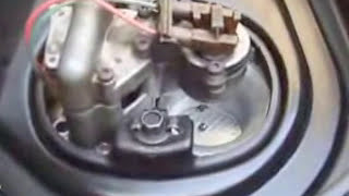 𝟏𝟗𝟖𝟒 𝐂𝐎𝐑𝐕𝐄𝐓𝐓𝐄 fuel injectors at work Throttle Body Injection