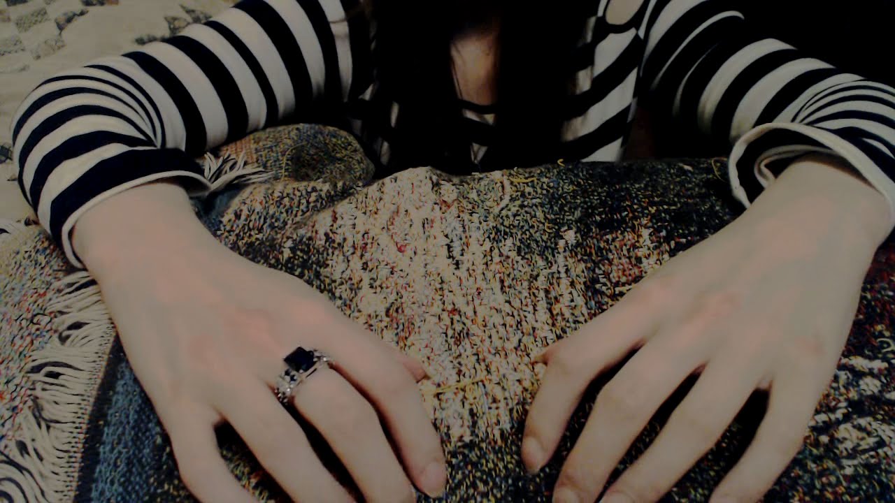 [ASMR] Ear to Ear Scratching Various Fabrics (No Talking)