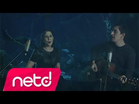 Nilüfer feat. Pinhani - Dünya Dönüyor