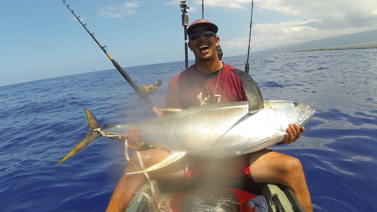 EXTREME KAYAK FISHING HAWAII 108# AHI - YouTube