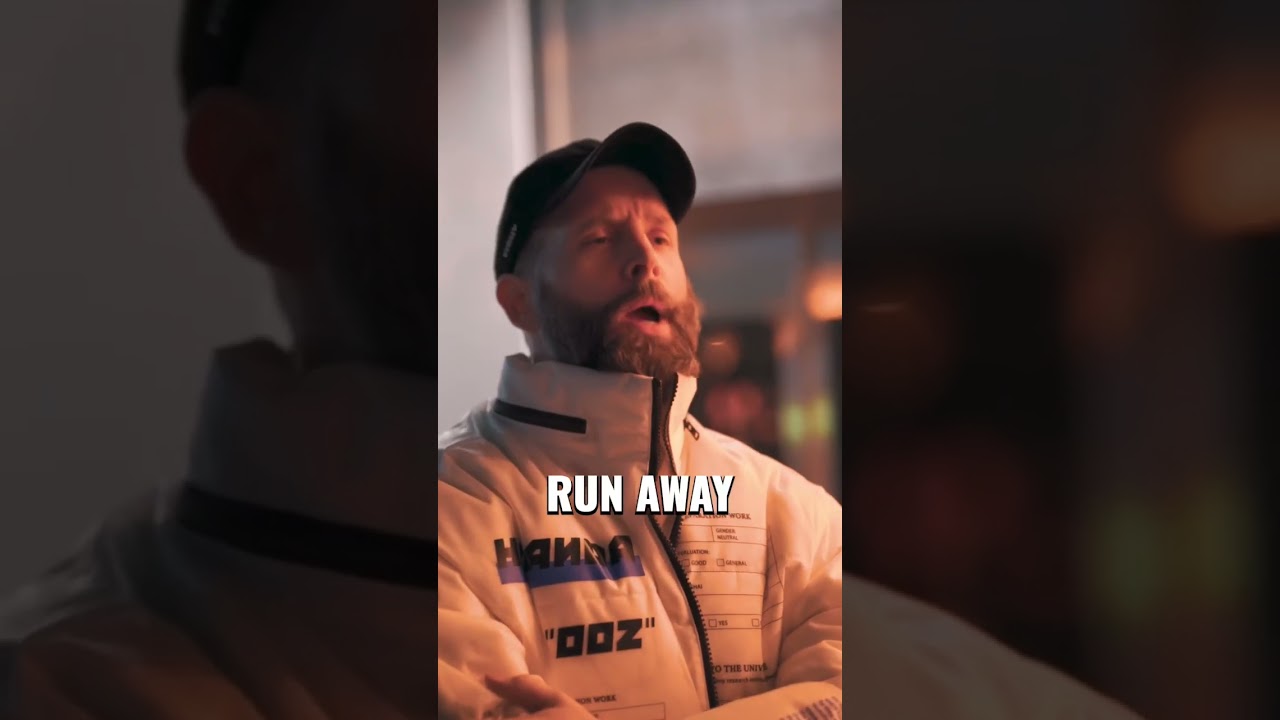 Meeting new people is scary when you are traveling. 😂 