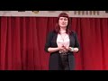 Feminismo y economía para deconstruir estereotipos  | Candelaria Botto | TEDxUBA