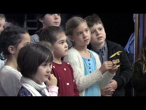 Video: Kladivo A Srp: Členové Poroty V Prvním Kole Soutěže