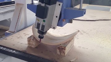 4 axis Automatic Tool Changer CNC Router 1325 Working on curved wood