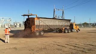 Self Unloading Trailer - Unloading Green Waste Mulch