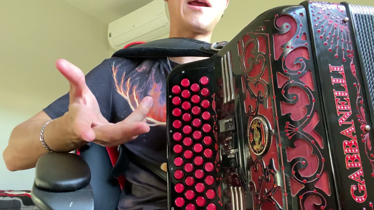 Escala de Sibemol o La# en  SENCILLAS - Acordeón de Fa