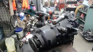 Velvet Drive 2.57:1 disassembly time lapse