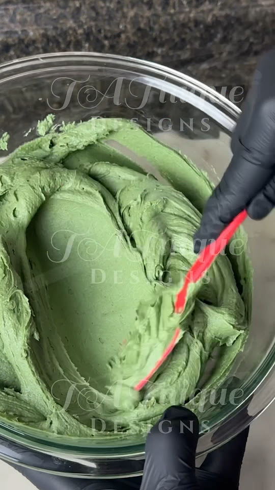 Sage Green Buttercream cake viral fypシ fyp buttercream green 