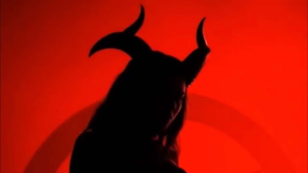 Nightmare • Vampyro Crimson