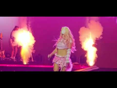 Karol G - Qlona (Mañana Será Bonito Tour - Lanxess Arena Köln - LIVE - 2024-06-11)