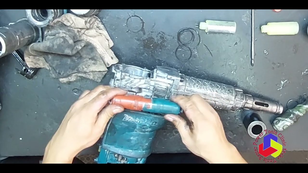 Makita Demolition Hammer HM1111C DIY Disassemble & Assemble