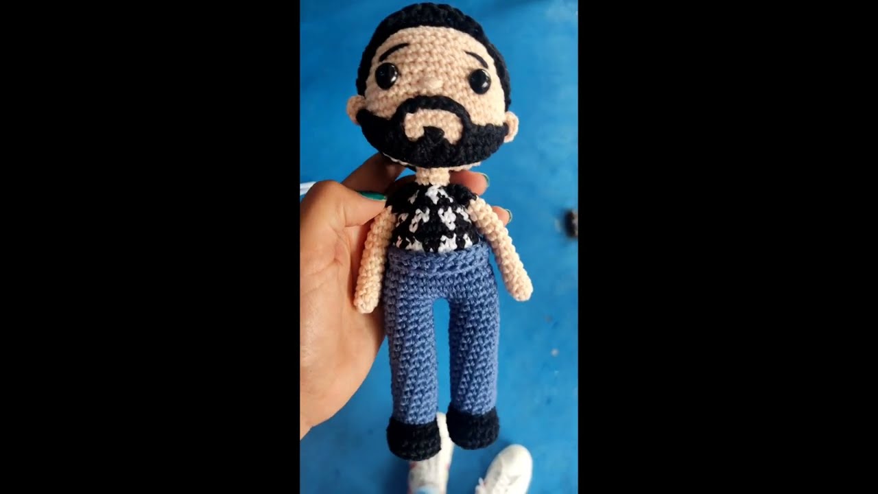 Muñeco Amigurumi Personalizado Tejido A Crochet