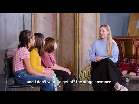 Kids ask an Artist – Sarah Dufresne