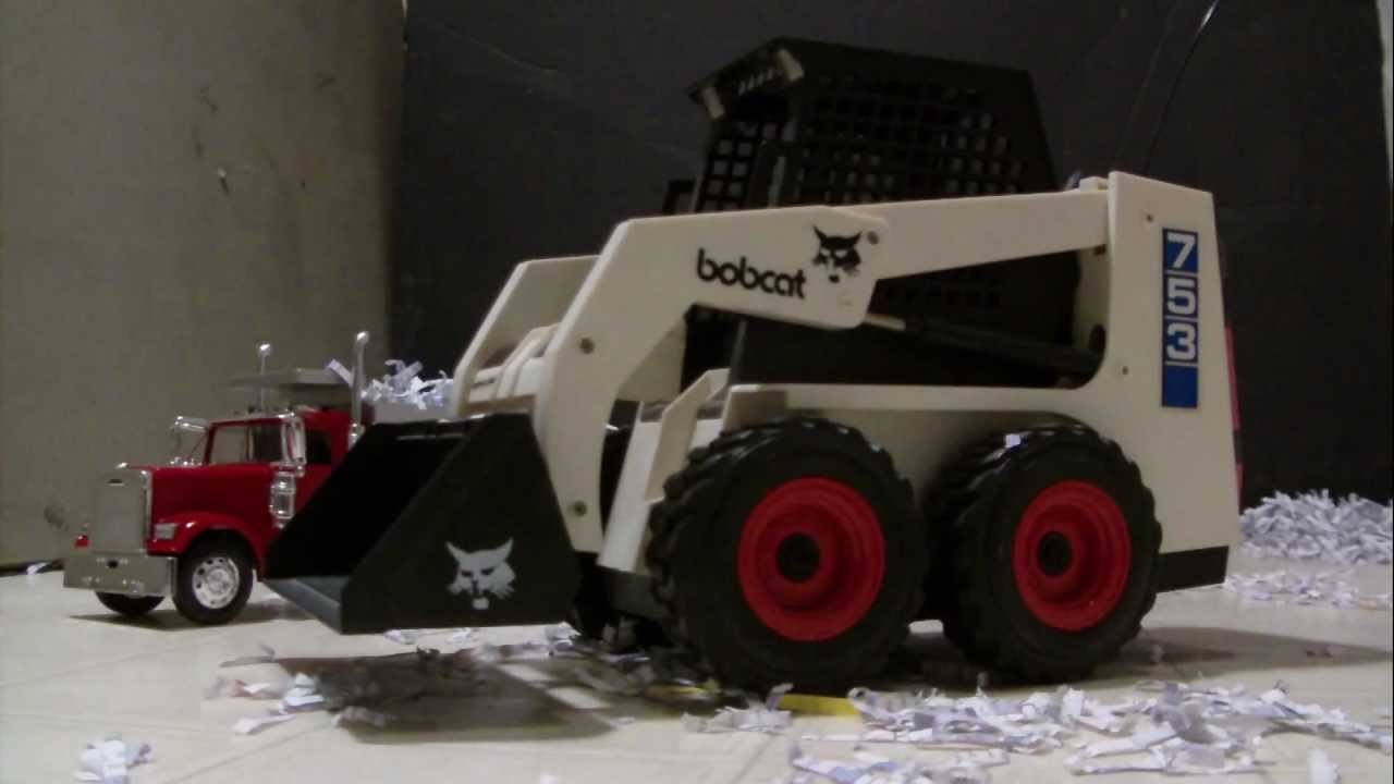 remote control bobcat skid steer toy