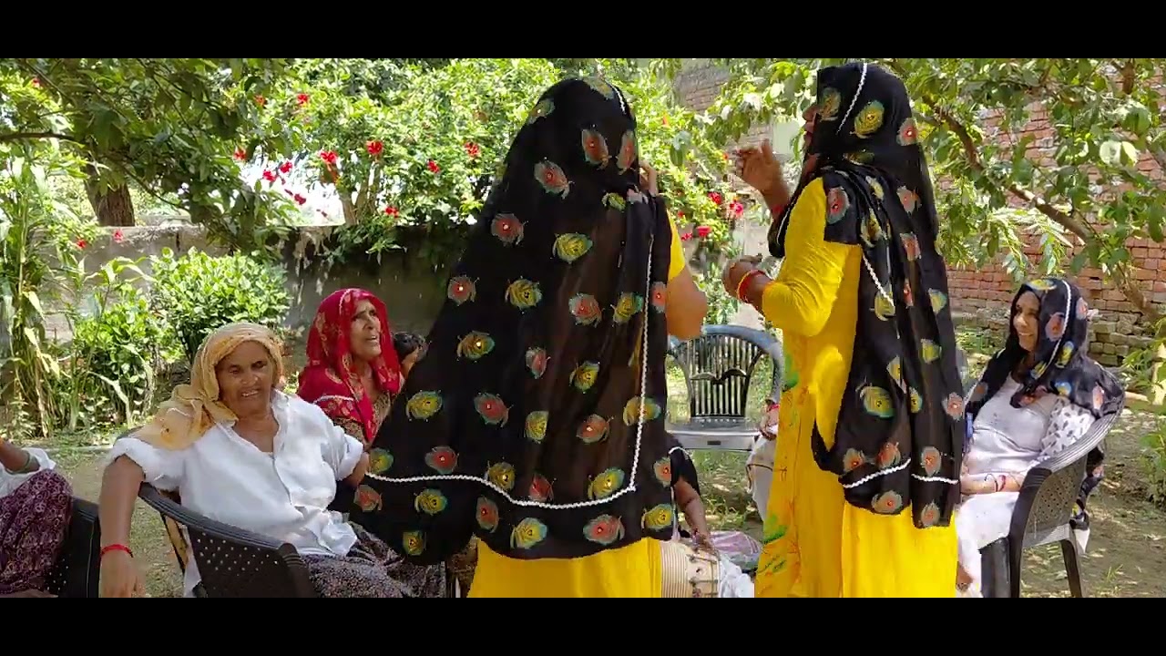 हेरी भाभी बढिया सिवादे सूट💯👌मै घणे दिनों मे आई👍धुआ उठा दिया 🤣गीत और डांस मै 