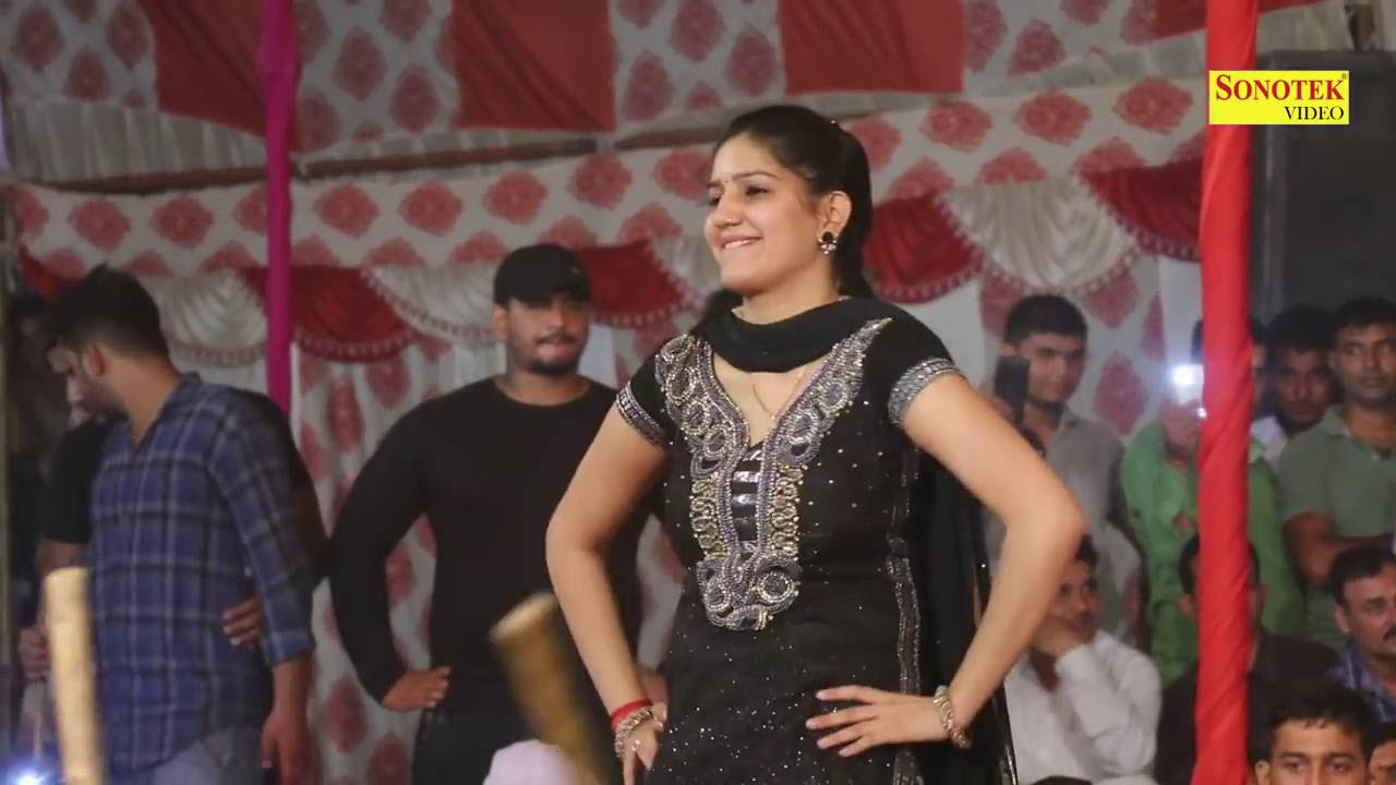 SAPNA DANCE Hawa Kasutti Sapna Baghpat Competition Live Dance Haryanvi 720p