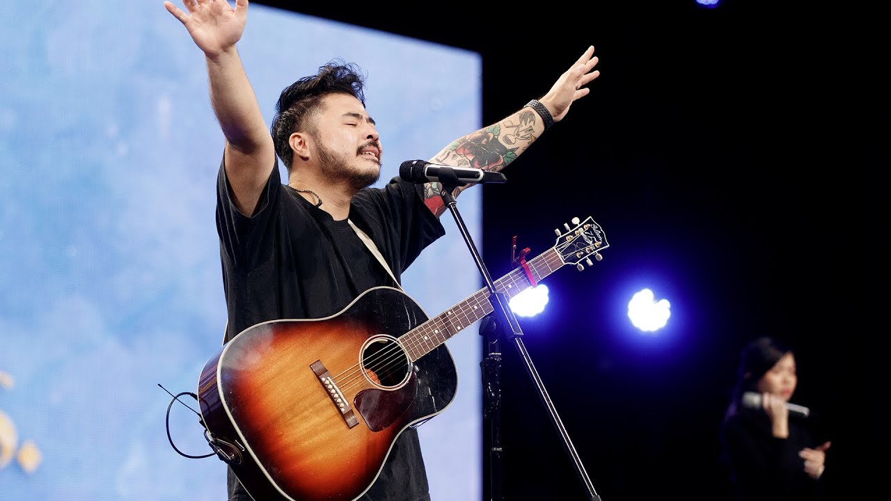 CityWorship: Stay / Draw Me Away // Amos Ang @City Harvest Church