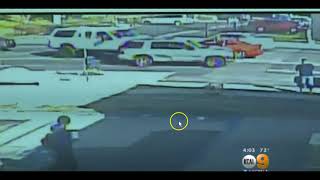 70 Year Old Man Knocked Out - Citizens Stop Suspect From Getting Away
