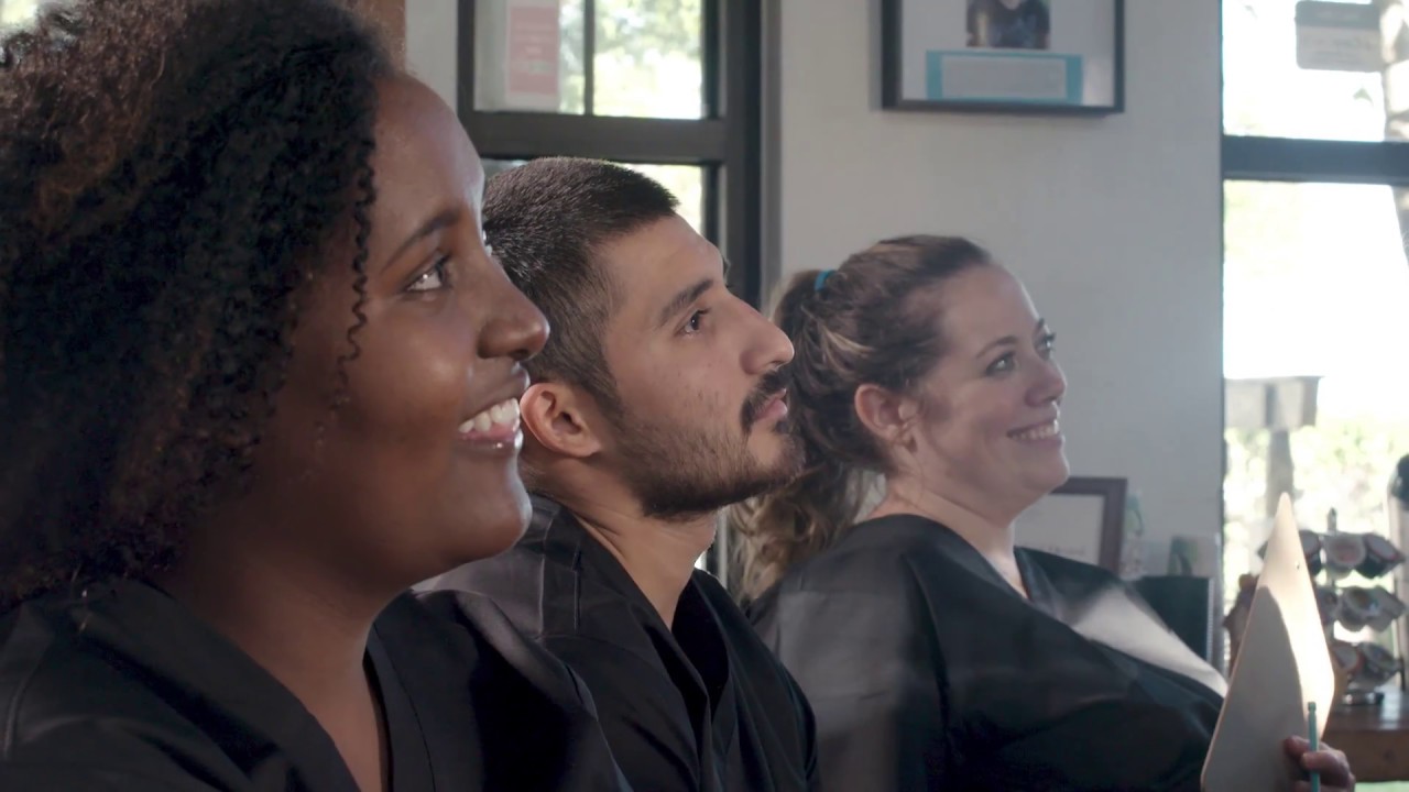 How to get a job as a dental assistant in Indianapolis Indianapolis