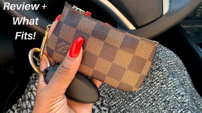 LOUIS VUITTON KEY POUCH (KEY CLES) - BEST LV SLG?! REVIEW & 6 DIFFERENT  WAYS TO USE IT 