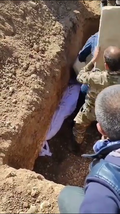 Al Baqi Cemetery ||Umair khan Mecca & Maddina || Scenes of burying the dead #shorts #makkah #madina🌹