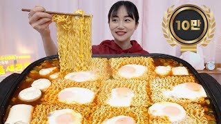 파송송 계란탁! 맵칼한 순두부 틈새라면 8봉지 리얼먹방 | RAMYEON | MUKBANG | EATING SHOW | ASMR