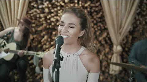 Jessie James Decker - Gold (Live from Blackbird Studios)