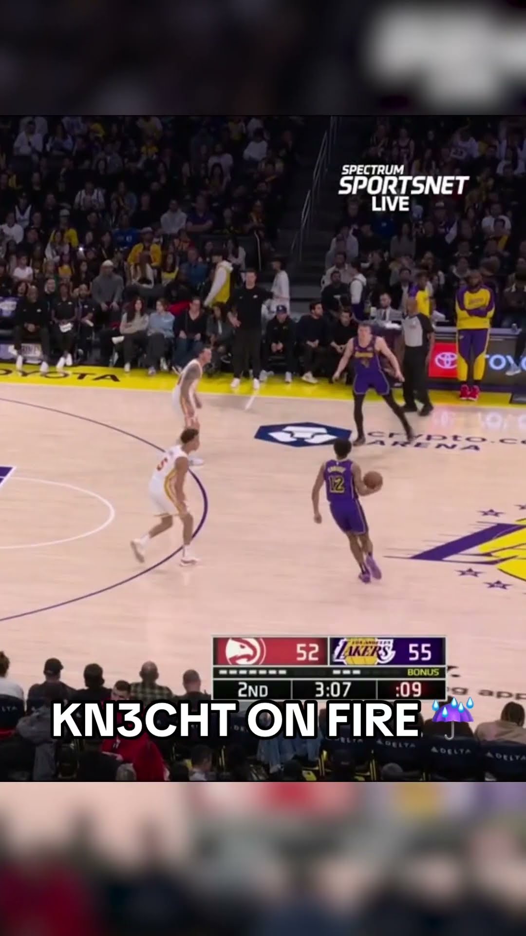 Dalton Knecht is on fire from beyond the arc ?