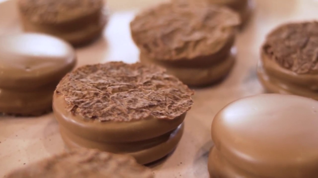 Kirsten Tibballs Lemon & Caramel Chocolate Wheels YouTube