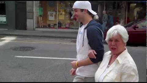 officialRP - A Hug From Taylor Swift: Challenge #1